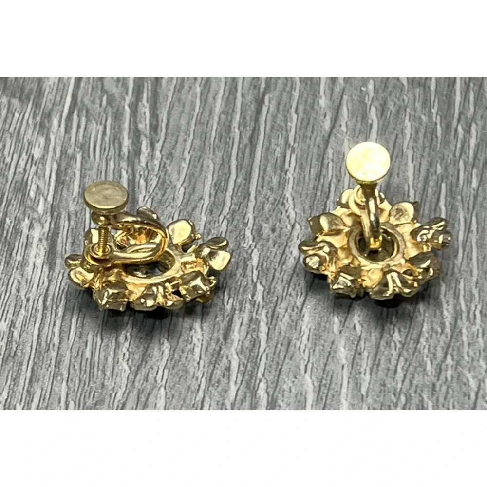 Vintage Screw Back Earrings Gold Tone Blue Rhinestone Floral Cluster Clip On‎